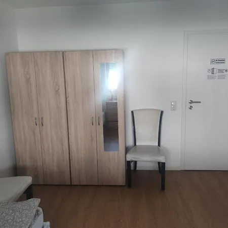 Homestay Monteurzimmer Naehe S-bahn *