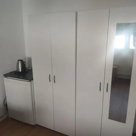 Проживание в семье Monteurzimmer Naehe S-bahn Мюльхайм