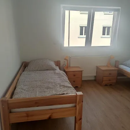 Monteurzimmer Naehe S-bahn Homestay Muehlheim am Main
