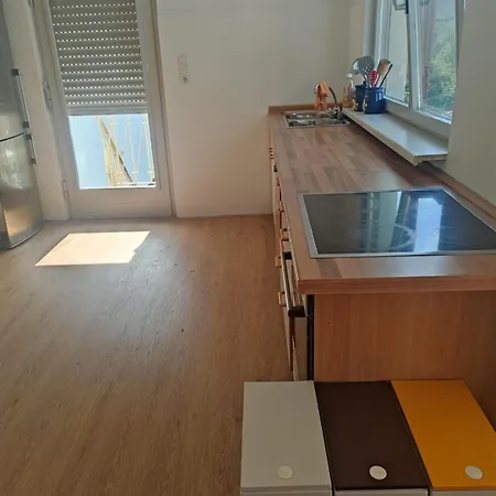 Monteurzimmer Naehe S-bahn Проживание в семье