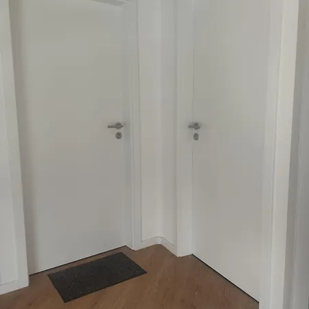 Monteurzimmer Naehe S-bahn Homestay Muehlheim am Main