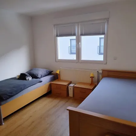 Ubytování v soukromí Monteurzimmer Nahe S-Bahn - Einzel- Oder Doppelbelegung Mühlheim