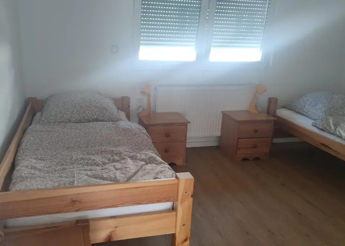 Monteurzimmer Nahe S-Bahn - Einzel- Oder Doppelbelegung Mühlheim