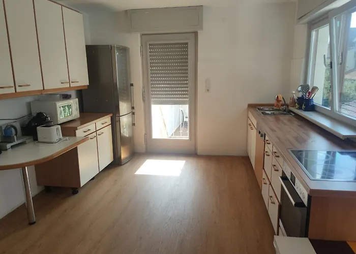 Monteurzimmer Nahe S-Bahn - Einzel- Oder Doppelbelegung *