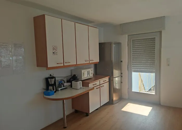 Monteurzimmer Nahe S-Bahn - Einzel- Oder Doppelbelegung