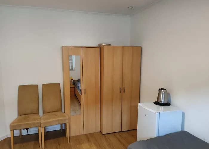 Monteurzimmer Nahe S-Bahn - Einzel- Oder Doppelbelegung Ubytování v soukromí