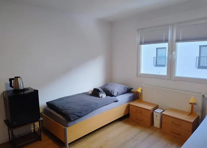 Ubytování v soukromí Monteurzimmer Nahe S-Bahn - Einzel- Oder Doppelbelegung *