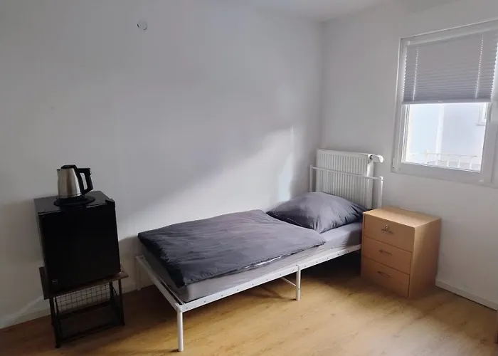 Monteurzimmer Nahe S-Bahn - Einzel- Oder Doppelbelegung Ubytování v soukromí *