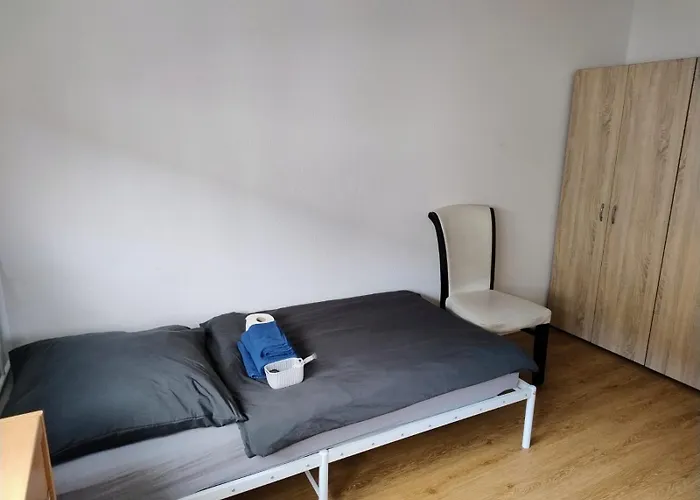 Ubytování v soukromí Monteurzimmer Nahe S-Bahn - Einzel- Oder Doppelbelegung Mühlheim