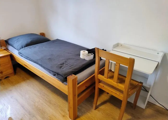 Monteurzimmer Nahe S-Bahn - Einzel- Oder Doppelbelegung Mühlheim